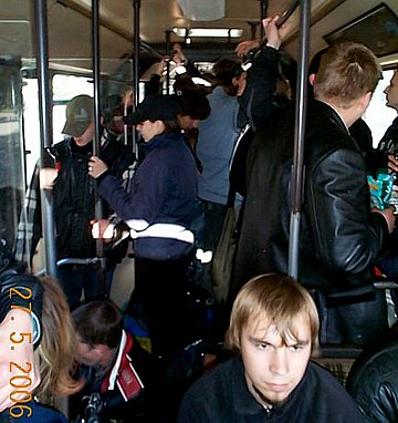 В автобусе